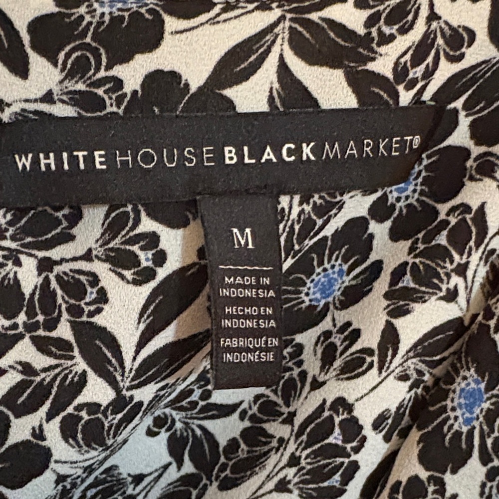 WHBM Kimono Style Top. Black w/Floral Print. Sz M. Excellent condition! - Picture 3 of 7